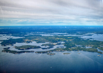 Muskö - Flygfoto taget från Mysingen mot Älvsnabben, Bjurshagen, Fårfjärden. Foto: Bengt Grönkvist